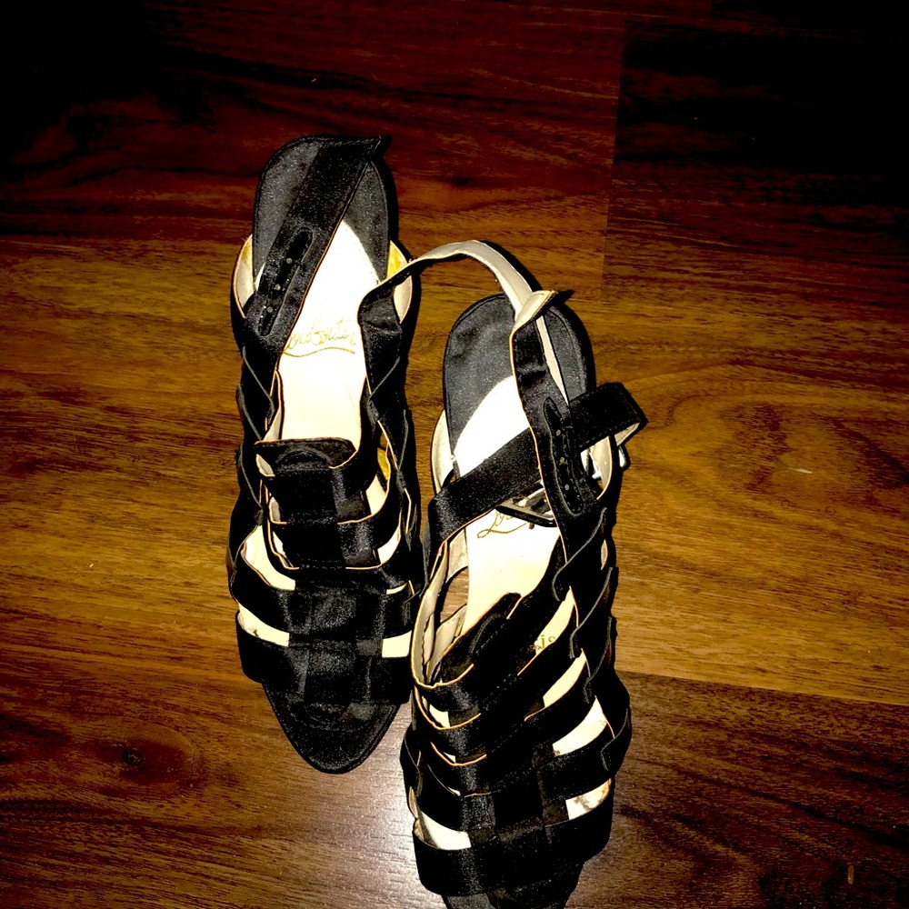 Black New without tags high heels
